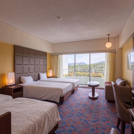 Okinawa Kariyushi Beach Resort Ocean Spa Onna Exteriér fotografie