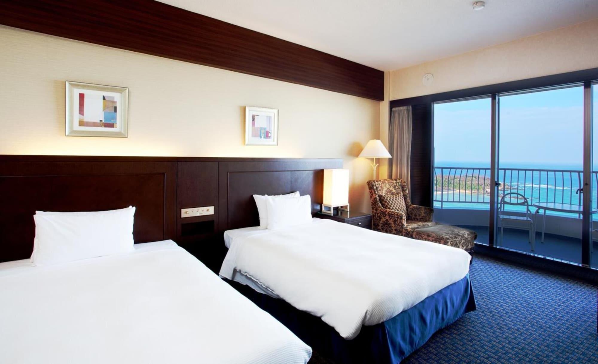 Okinawa Kariyushi Beach Resort Ocean Spa Onna Exteriér fotografie
