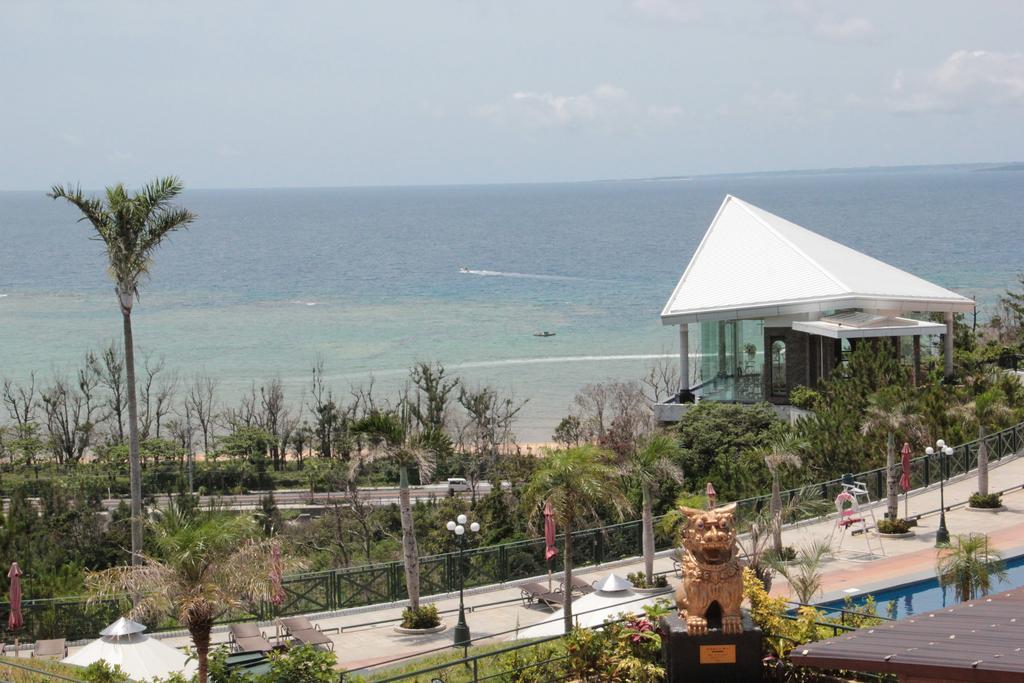 Okinawa Kariyushi Beach Resort Ocean Spa Onna Exteriér fotografie