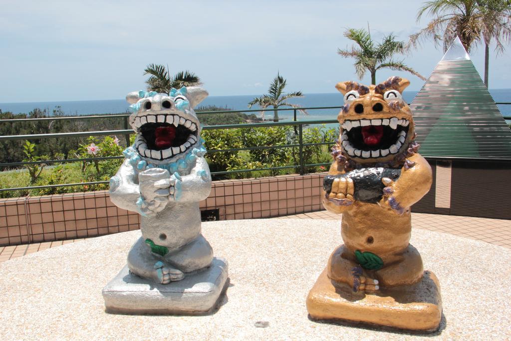 Okinawa Kariyushi Beach Resort Ocean Spa Onna Exteriér fotografie